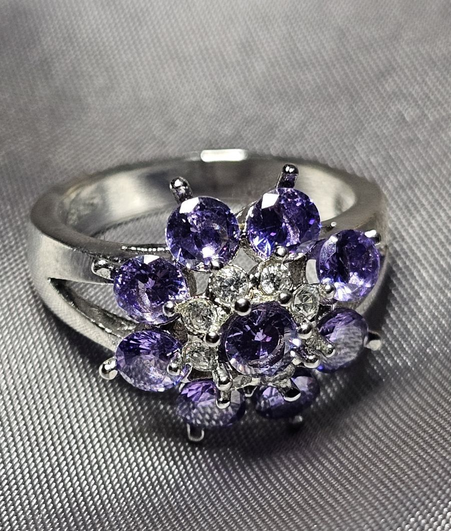 Anelli: Wunderschöner Ring mit Amethyst, 925 versilbert, Gr. 8 – Nuovo (secondo la descrizione) da Grenchen venduto da maretop 1