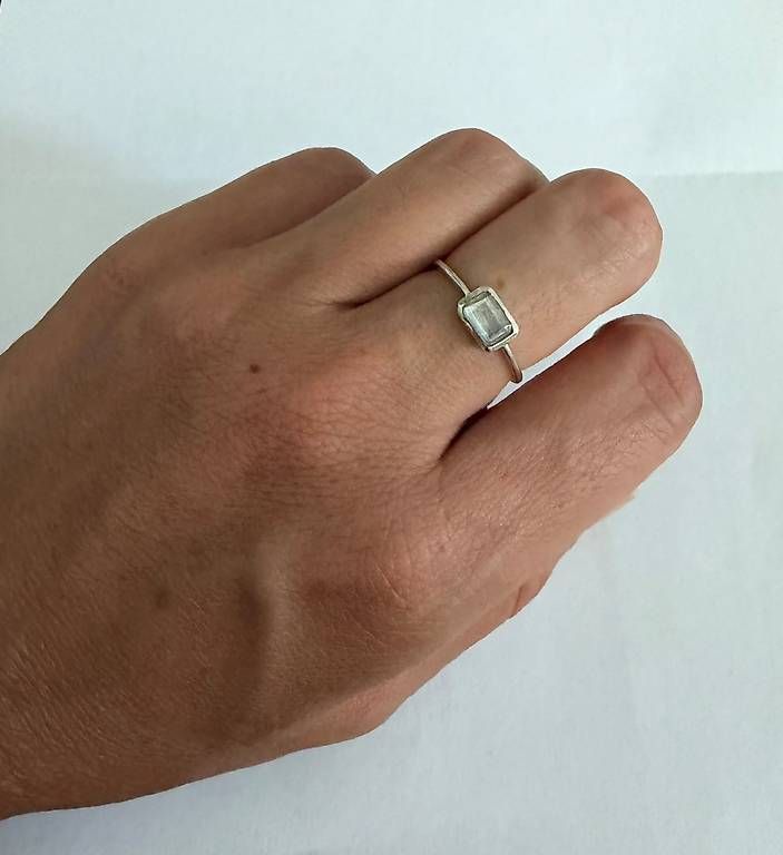 Ringe: Kleiner Mondsteinring - silber – Gebraucht aus Basel von nashylicious 2