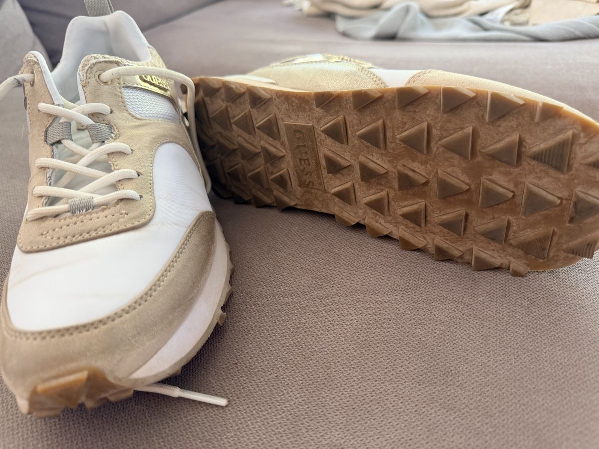 Guess Scarpe da donna: Guess-Damenschuhe, Grösse 39 – Usato da Zürich venduto da BettiC 3