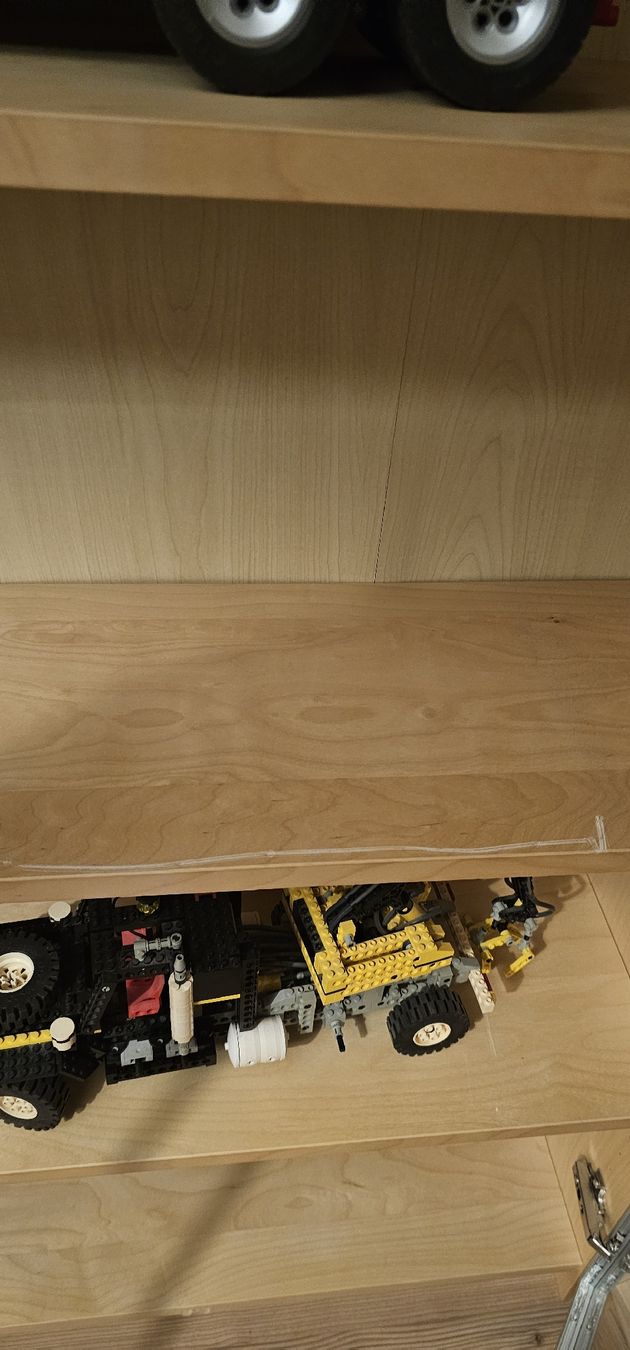 Vitrines: Etagère Ikea Billy, vitrine – D'occasion à Troistorrents par Foes1986 2