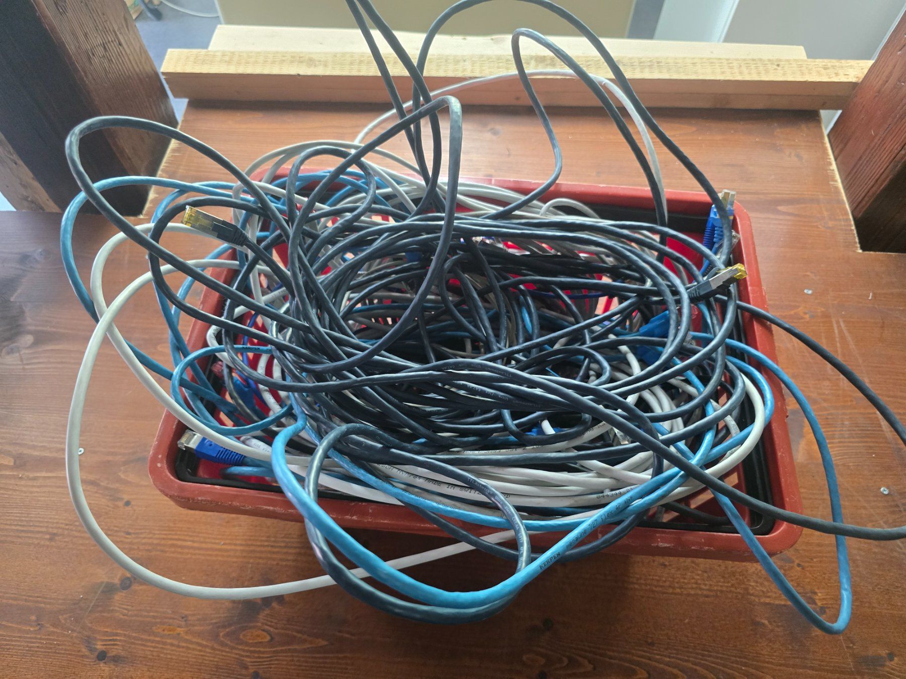 Cavi: Posten diverse gebrauchte Internet Kabel ab 1.- – Usato da KRINAU venduto da Mio_Liqstyle 3