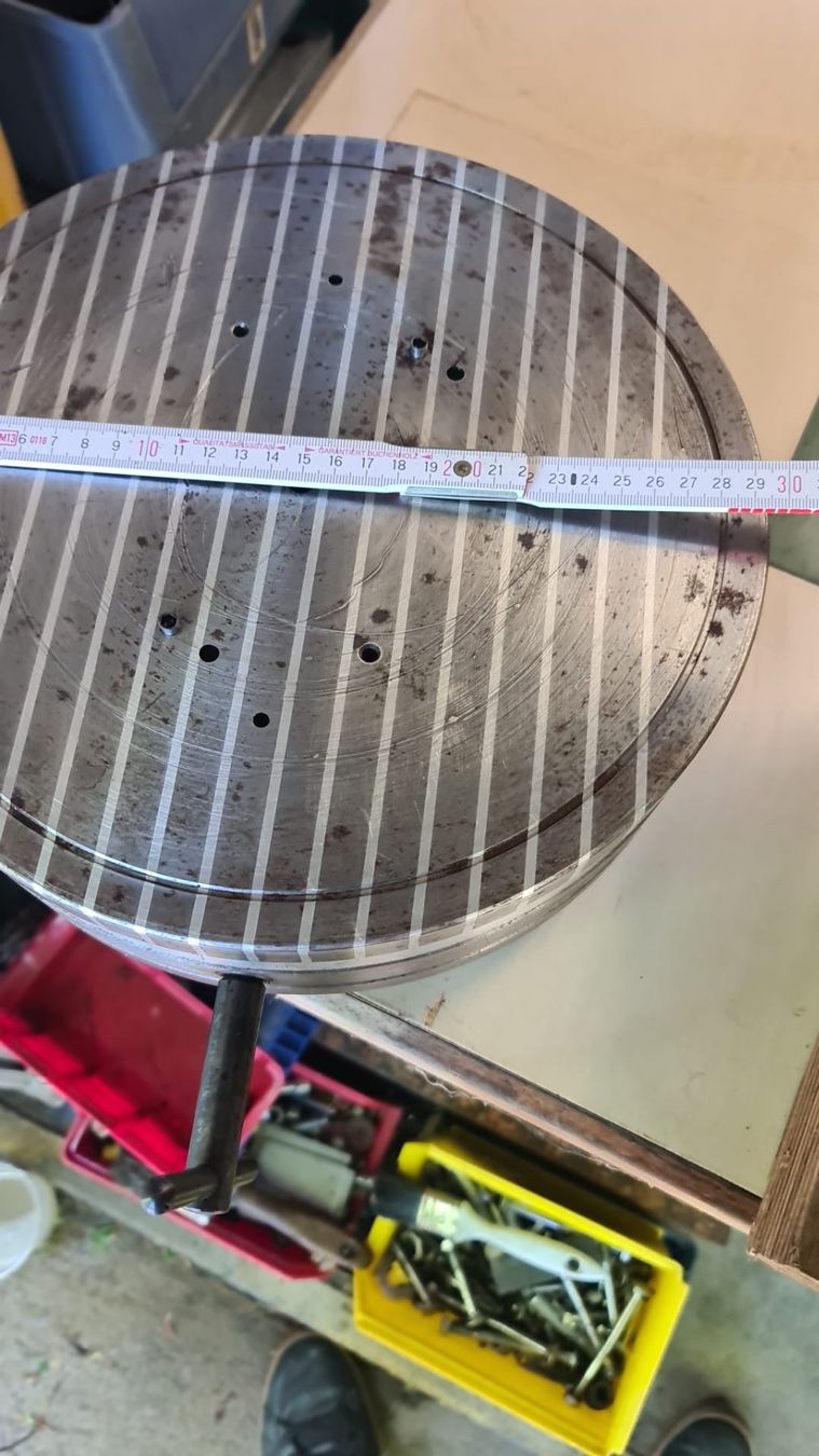 Autres pour métaux et serrurerie: rund Magnetplatte – D'occasion à Egerkingen par ogi3131 1
