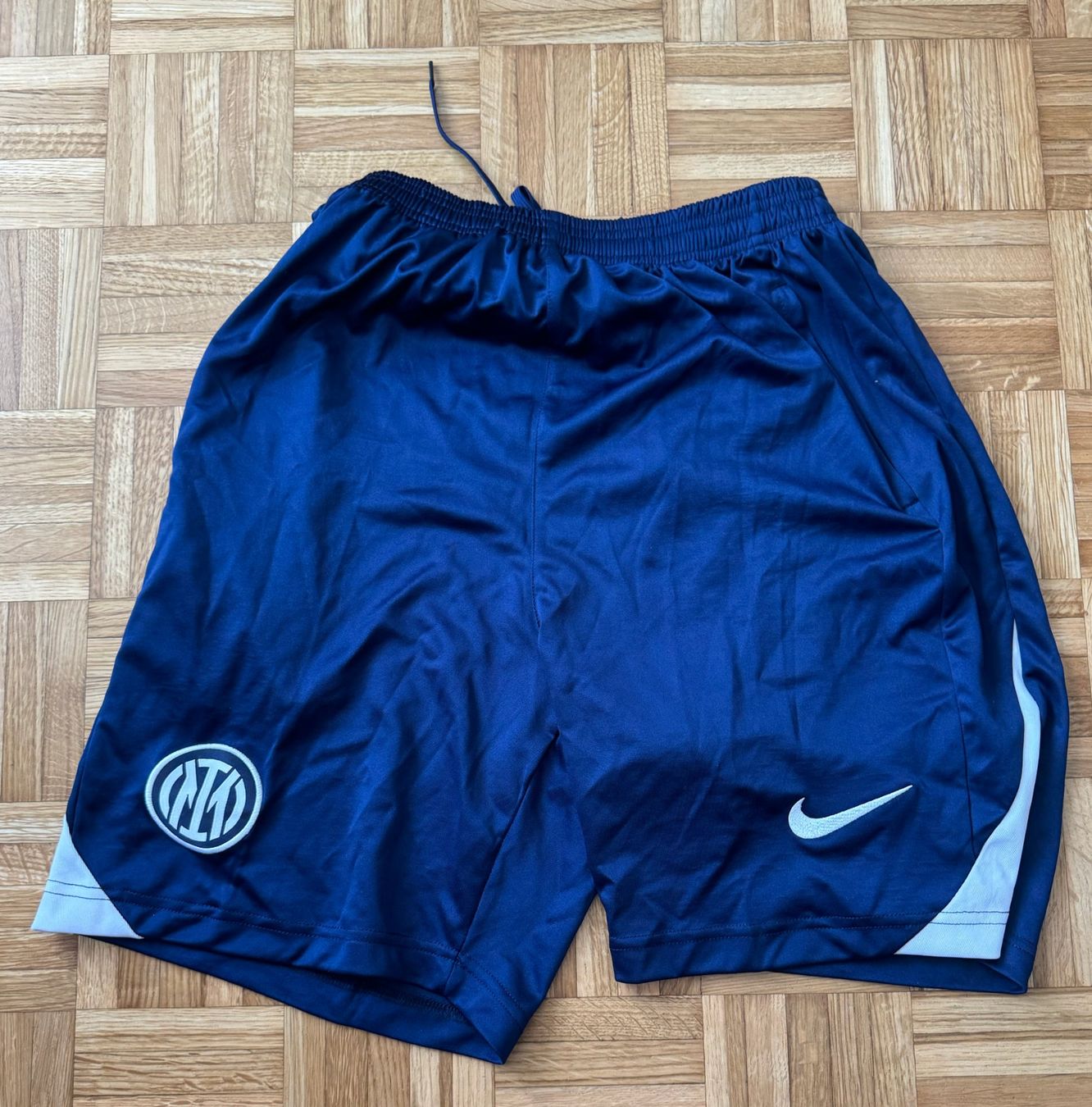 Nike Pantaloni: Shorts Nike Inter - TRAINING - Size L – Usato da Zürich venduto da Matteo_7