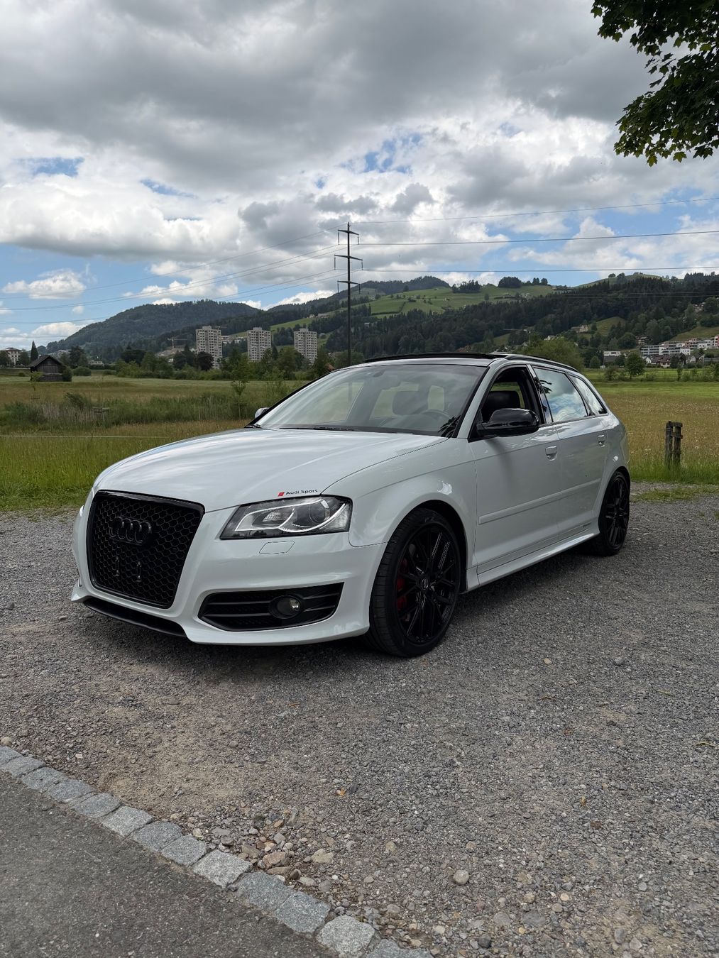 Automobili: Einzigartiger Audi S3 mit Audi EXCLUSIVE – Usato da Ulisbach venduto da sc.performance