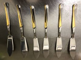 6 Butter-Messer, Rostfrei 18/10, Top Zustand, Gold-Akzent