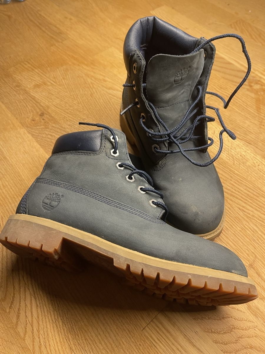 Timberland Chaussures garçon: Schuhe – D'occasion à Meilen par marsico79 1