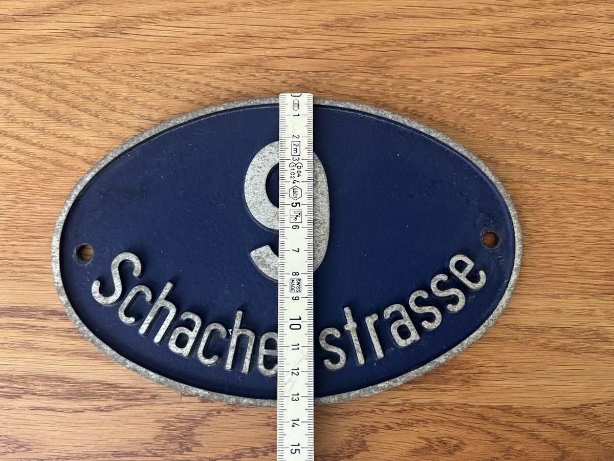 Insegne: Hausnummer 9 Schachenstrasse Schild oval blau – Usato da Sursee venduto da abcdxyz 2