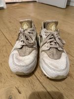 Nike Air Huarache Damenschuhe Grösse 40.5 Beige