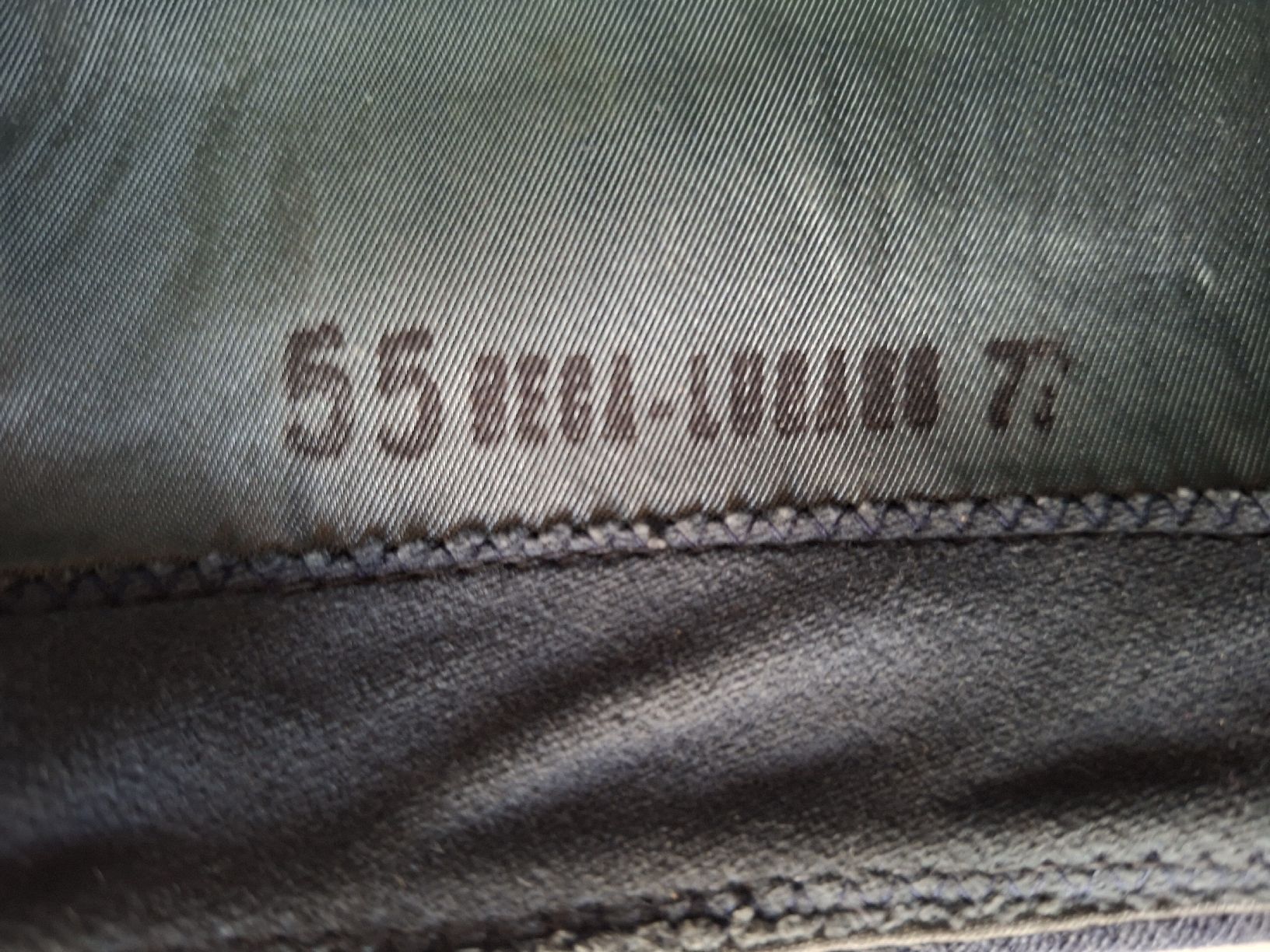 Uniformen: Antiker Schiffli Mutz,  Grösse 55 – Gebraucht aus Schwanden Sigrisw von cadieux71 1