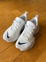 NIKE INVINCIBLE RUN 3 - Laufschuh