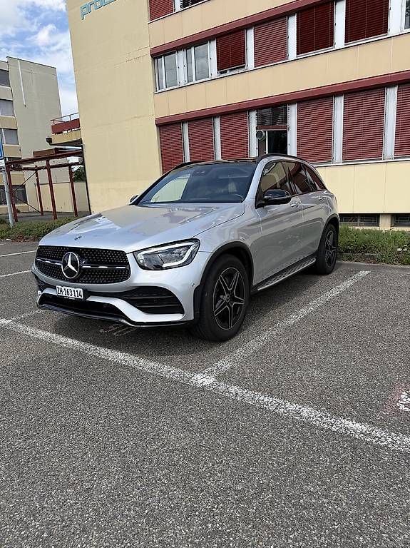 Automobili: Mercedes Benz GLC 220 d AMG  – Usato da Schwerzenbach venduto da Cerdi