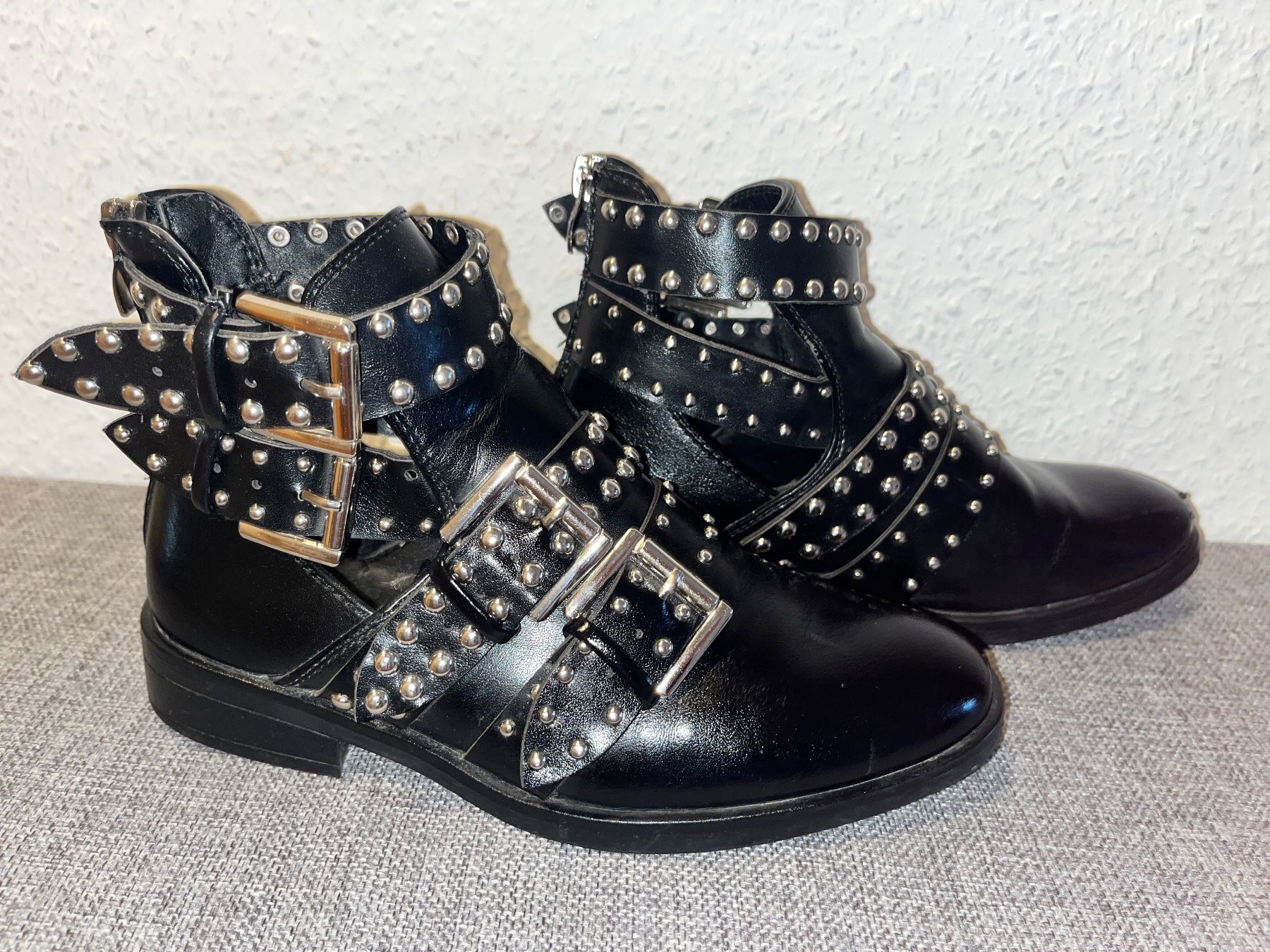 Scarpe per ragazze: Black boots - ideal for Hallowe'en size 25 – Usato da Genève venduto da dmt_y25y 2