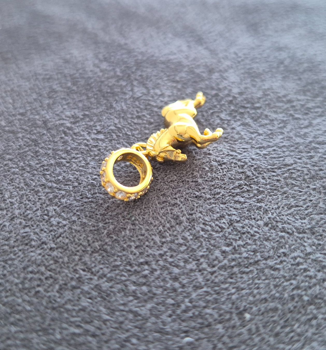 Ciondoli: Silber Charm Pferd goldfarbig +Garantie – Nuovo (secondo la descrizione) da Rotkreuz venduto da Carbone_Bijou-Shop 1