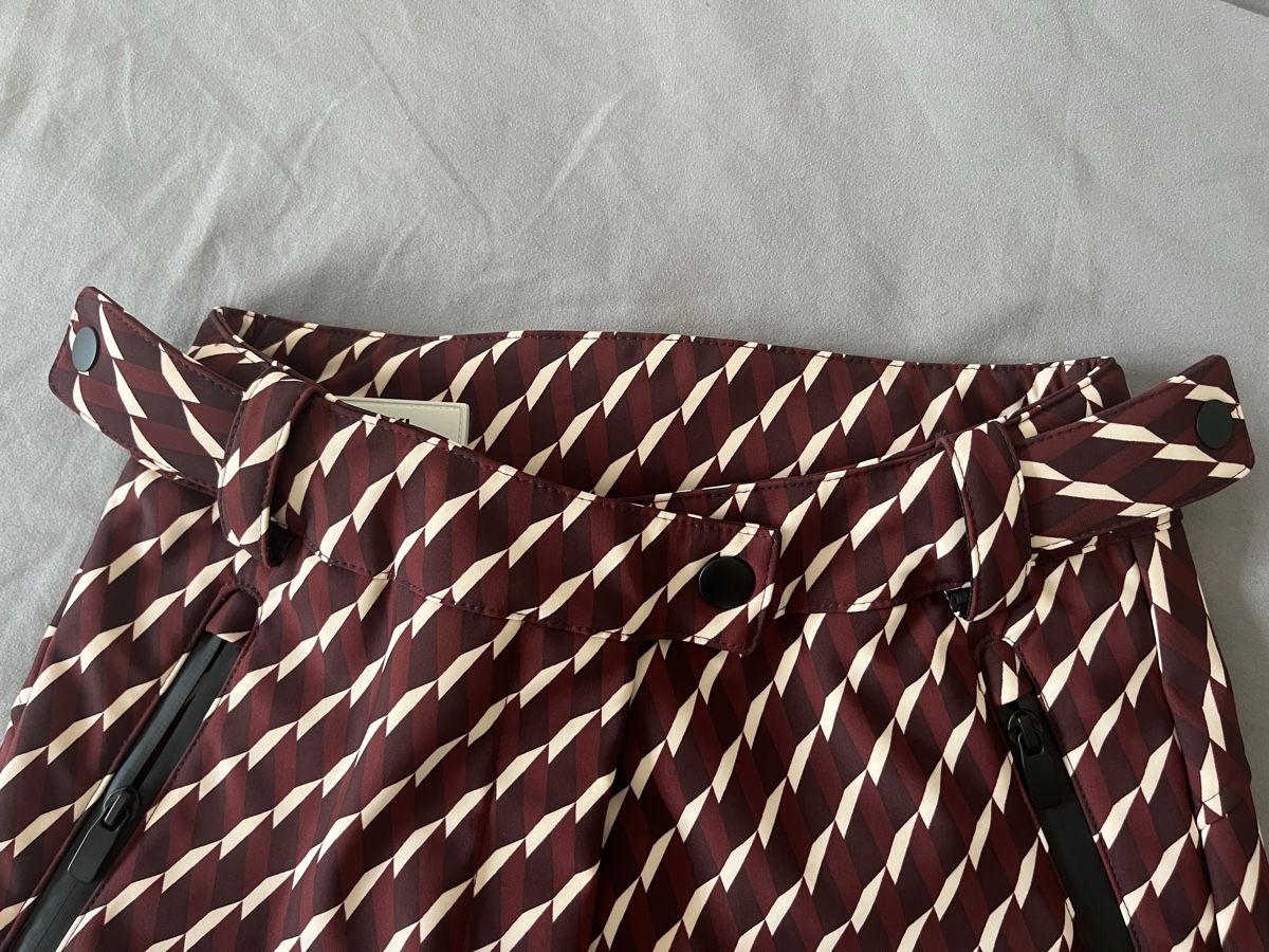 Zara Pantaloni: ZARA SKI COLLECTION PANTS – Nuovo e nell'imballaggio originale da Zürich venduto da jes_8gf5 7