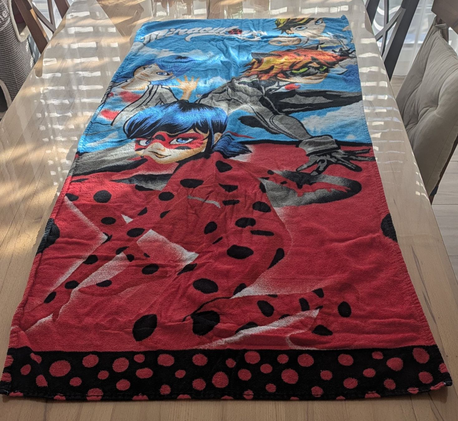 Badetücher: Miraculous - Ladybug - Badetuch - Strandtuch – Gebraucht aus Staufen von Fleby84