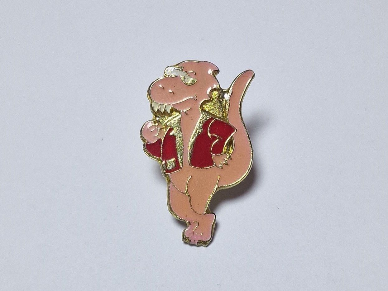 Placchette & Badge: Dinosaurier mit Jacke Pin Vintage – Usato da Mitlödi venduto da Raphy1996