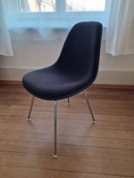 Charles & Ray Eames Fiberglass side chair herman miller