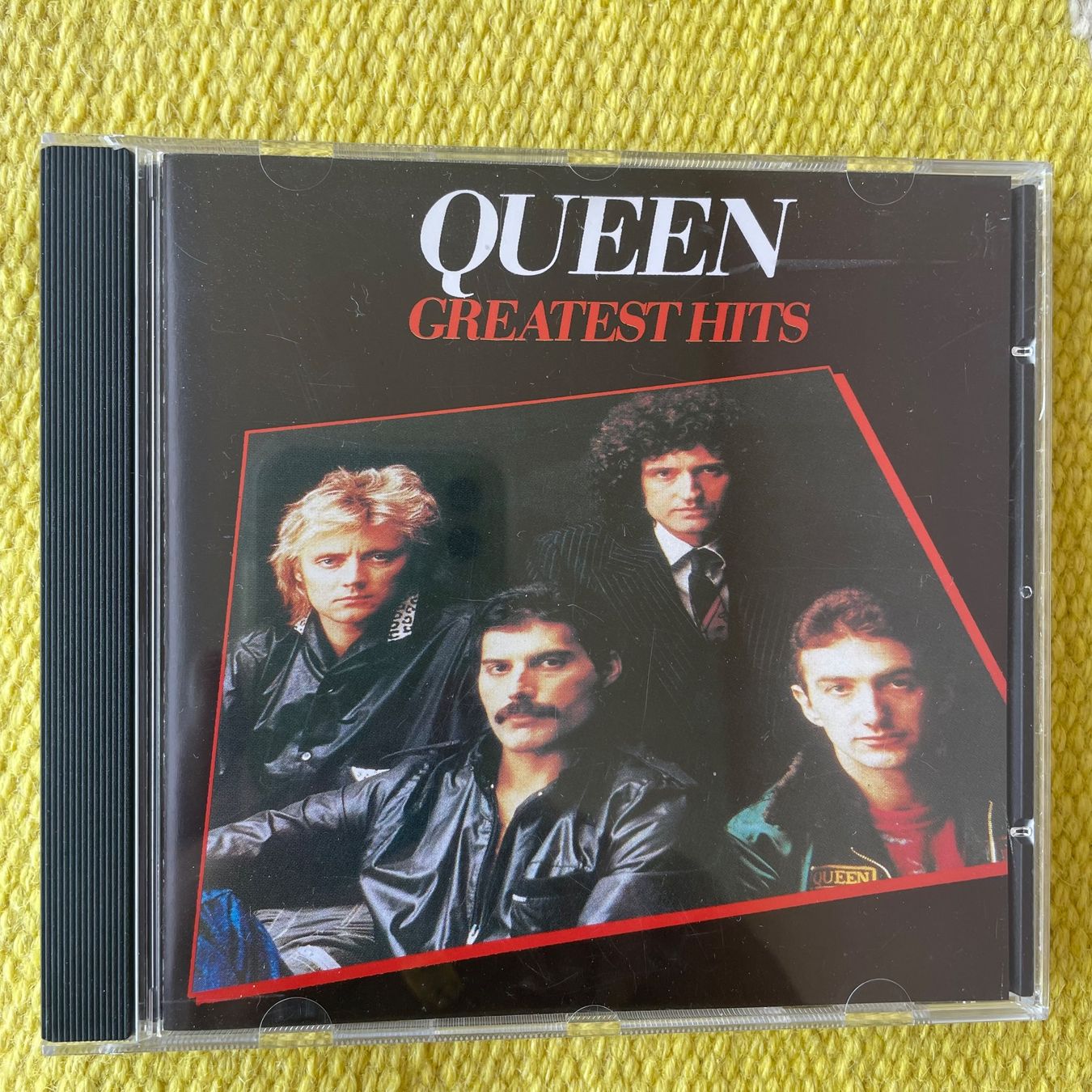 CD: QUEEN-GREATEST HITS – Usato da Rorschacherberg venduto da CD-Roli