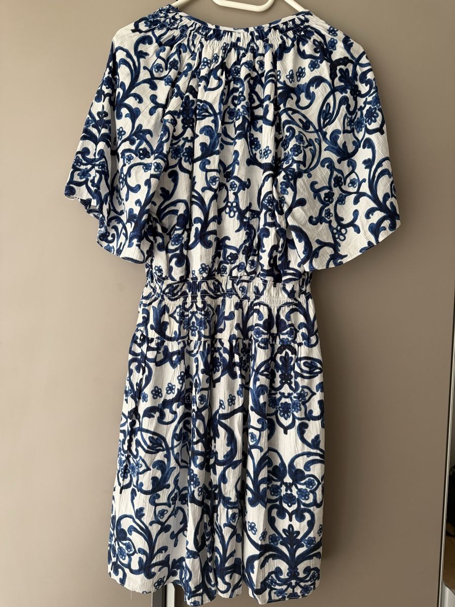 H&M Robes: H&M Kleid Grösse M – D'occasion à Baar par Fashionlover97 2