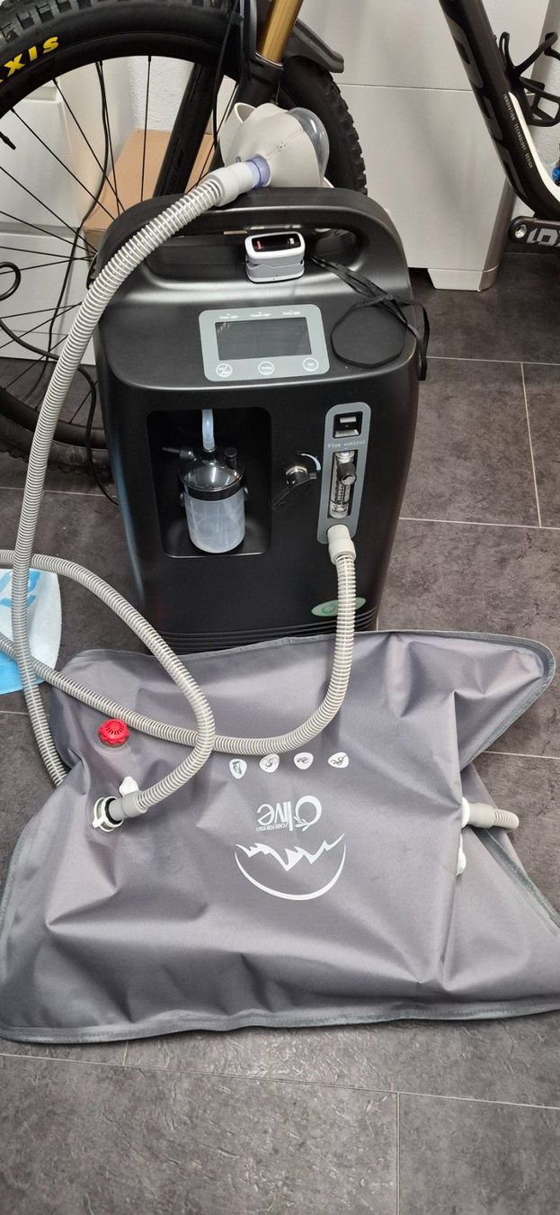 Attrezzature mediche: Hypoxietraining: 500-7000Meter ,  Sauerstoff Generator COPD – Nuovo (secondo la descrizione) da Balsthal venduto da Butch666