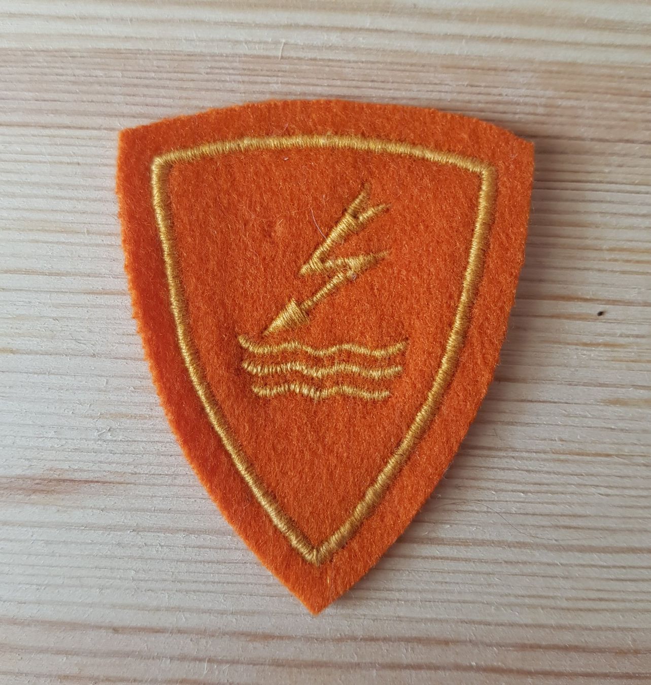 Schweizer Armee Placchette & Badge: Spezialistenabzeichen Warndienst – Usato da Bern venduto da Collins2