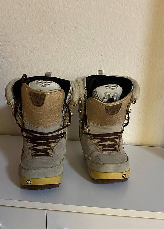 Scarpe da uomo: Topaz Snowboardboots – Usato da Basel venduto da yil_2yz6
