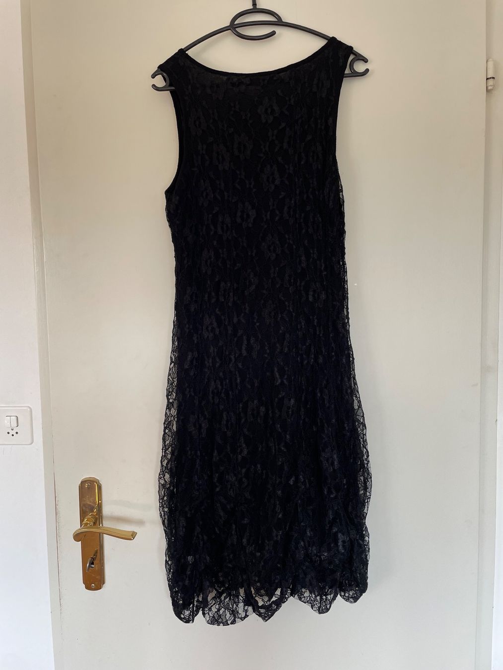 Vestiti: COCONUT schwarzes Kleid Gr. 40 – Usato da Unterentfelden venduto da mar_kg6w 3