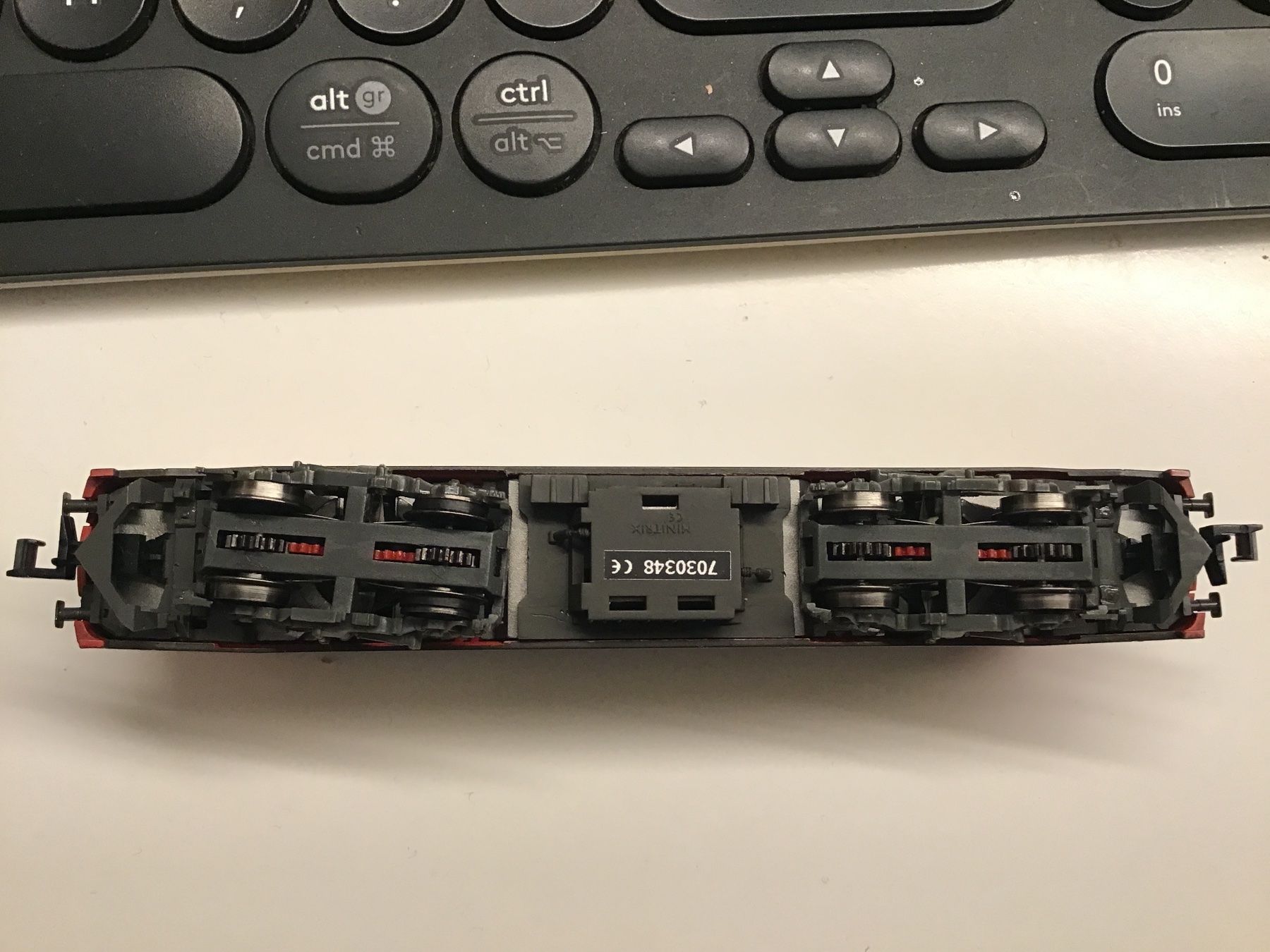 Trix Modellini di ferrovie: TRIX N DHL Intercity Lok 36623 - – Usato da Männedorf venduto da Modell-Spezialisten 3