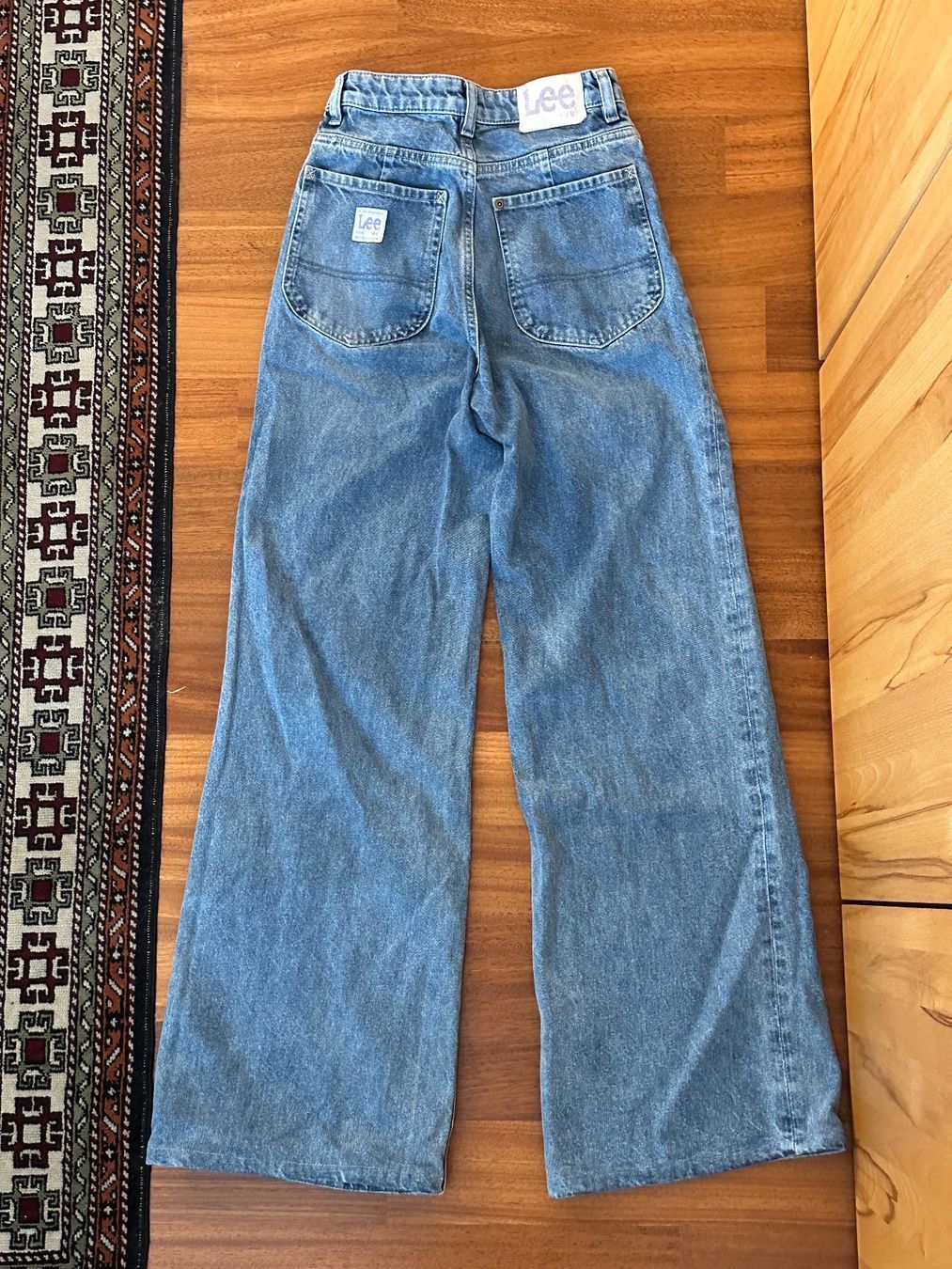 H&M Jeans: Oversize Jeans – Usato da Schlieren venduto da car_2bwb 1