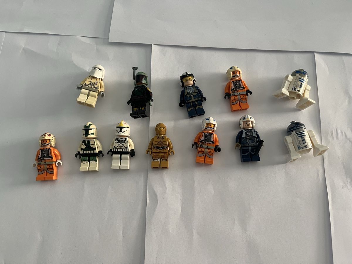 Lego Statuette: Lego Star Wars Minifigureb lot – Usato da St. Margarethen TG venduto da nic_n9n5