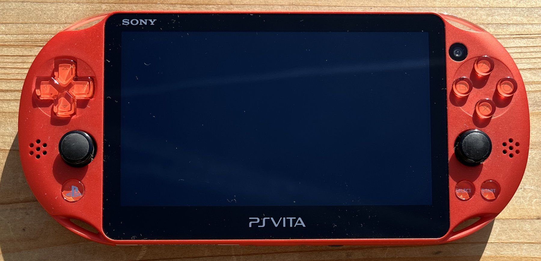 Sony Konsolen: Sony PlayStation PS Vita 2000 Metallic Red – Gebraucht aus Dornach von Deco89 2