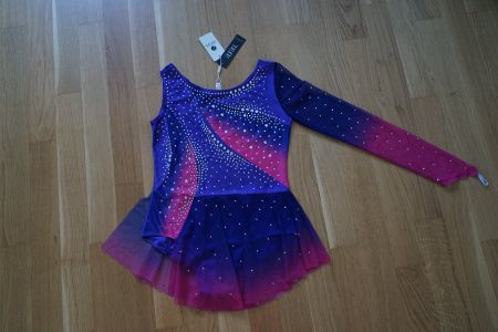 NEU -  Eiskunstlaufkleid Mädchen 146cm 11Jahre