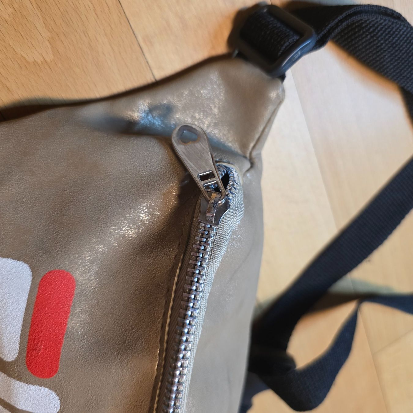 Fila Borse da donna: Fila Bauchtasche Gürteltasche – Usato da Wald ZH venduto da CapLux 3
