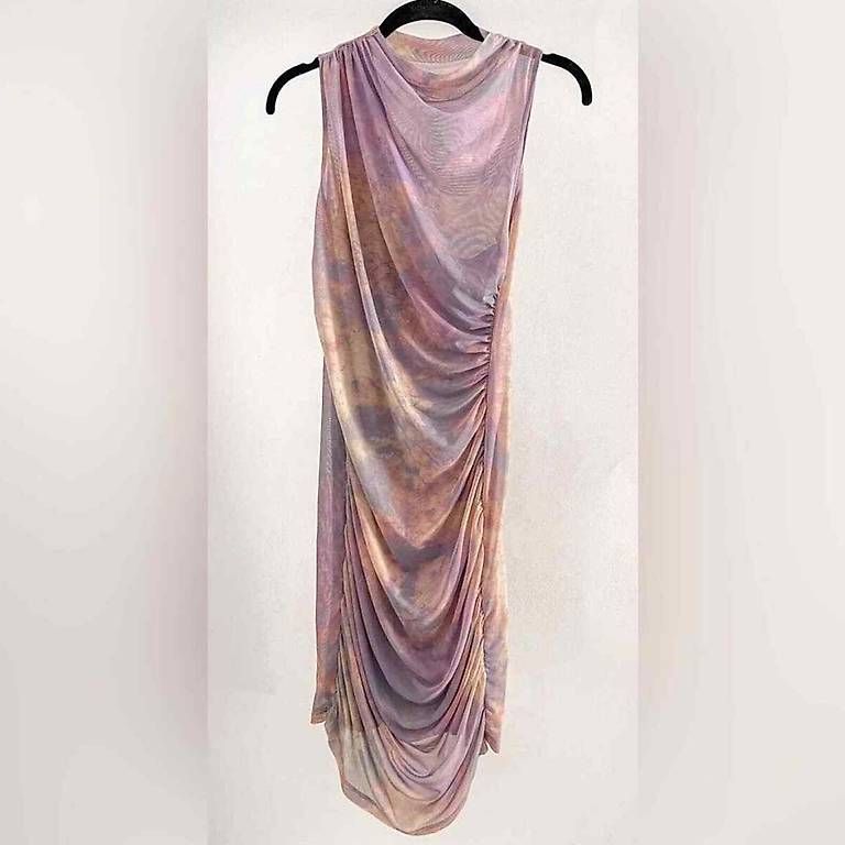 Robes: Robe  – D'occasion à Lausanne par ald_5dkf