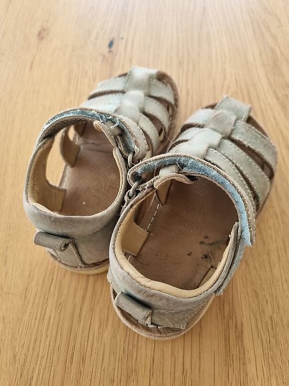 Scarpe per ragazzi: Friboo Sandale 24 – Usato da Wängi venduto da ann_qj8y 1