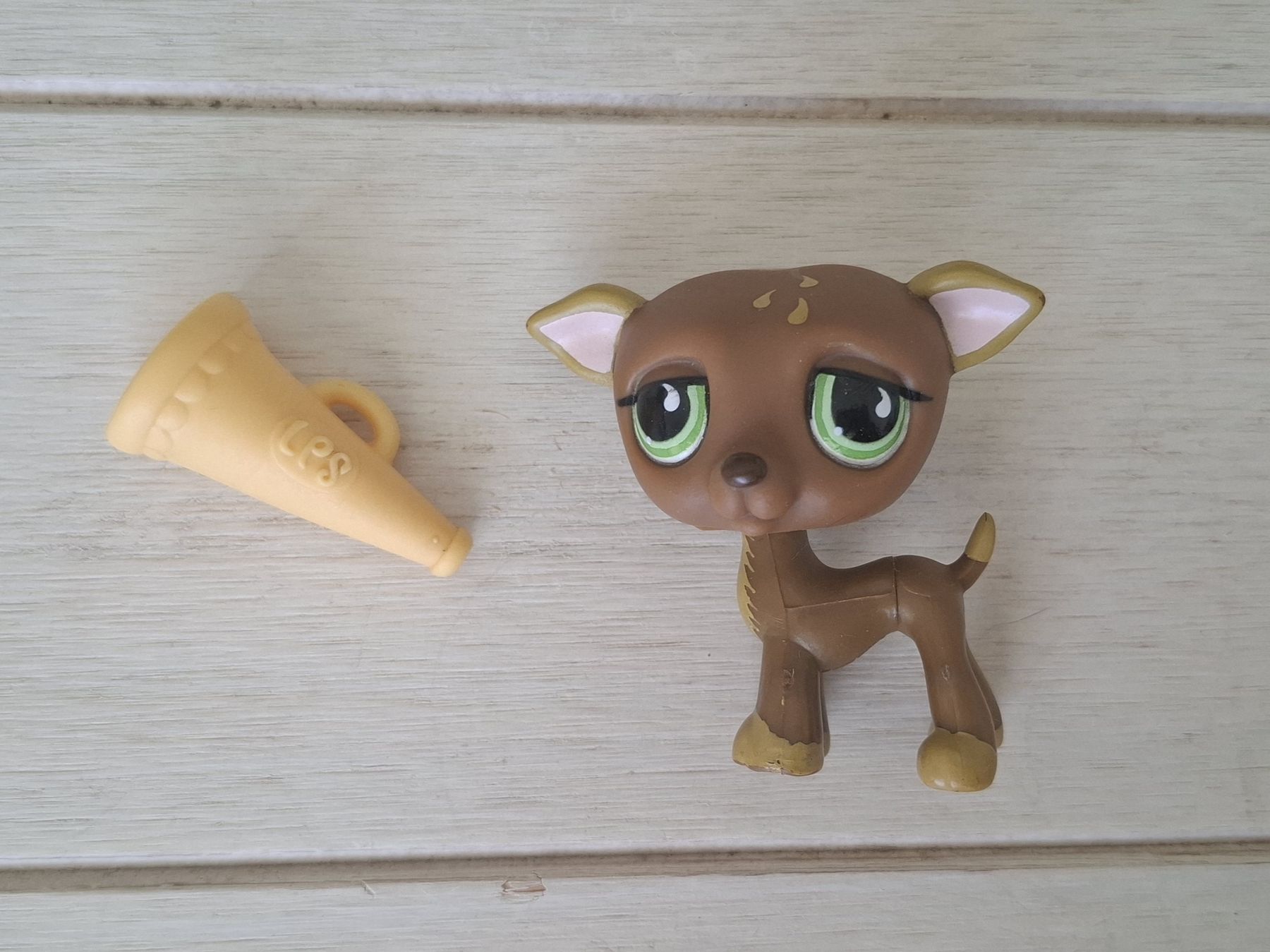 Littlest Pet Shop Giocattoli: LPS Littlest Petshop Greyhound 507 – Nuovo (secondo la descrizione) da La Tour-de-Trême venduto da Beamaii