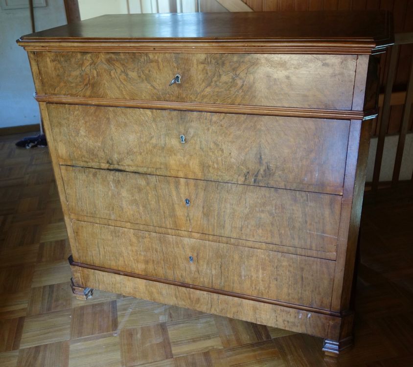 Antike Kommode (Gebraucht) in Biel/Bienne für CHF 50 – nur Abholung auf ...