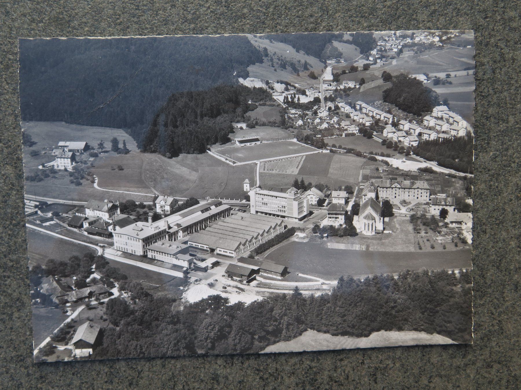 Cartoline postali: MOUTIER - USINES TORNOS S.A., MOUTIER – Usato da Wittenbach venduto da lipasal