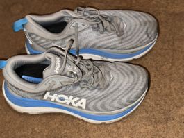 HOKA Gaviota 5 Laufschuhe Gr. 44 – Top-Zustand (Grau/Blau)