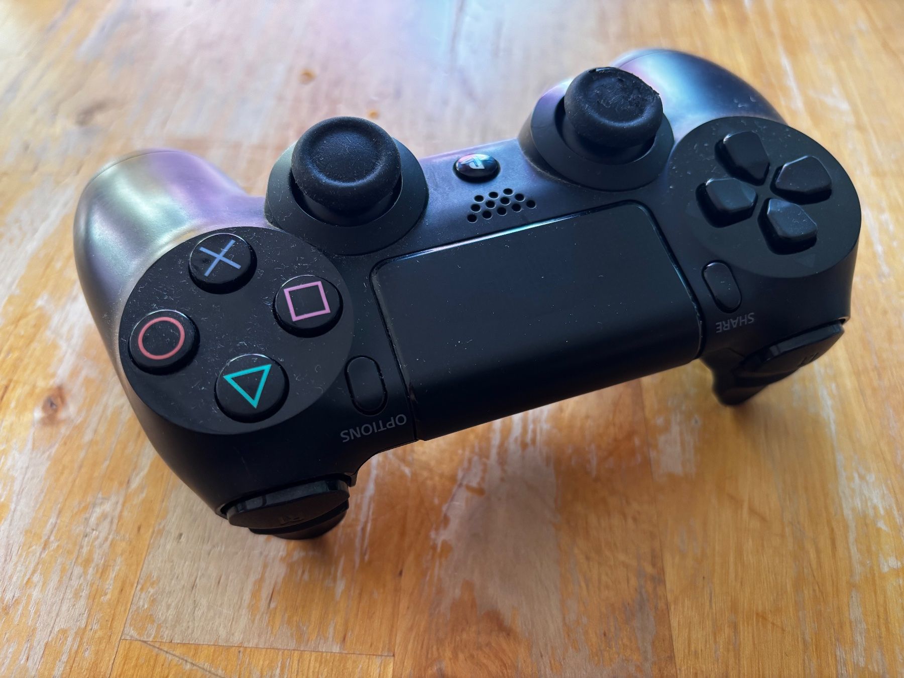 Sony Manettes: Original PS4 Controller in Schwarz – D'occasion à Frenkendorf par Fionchen 2