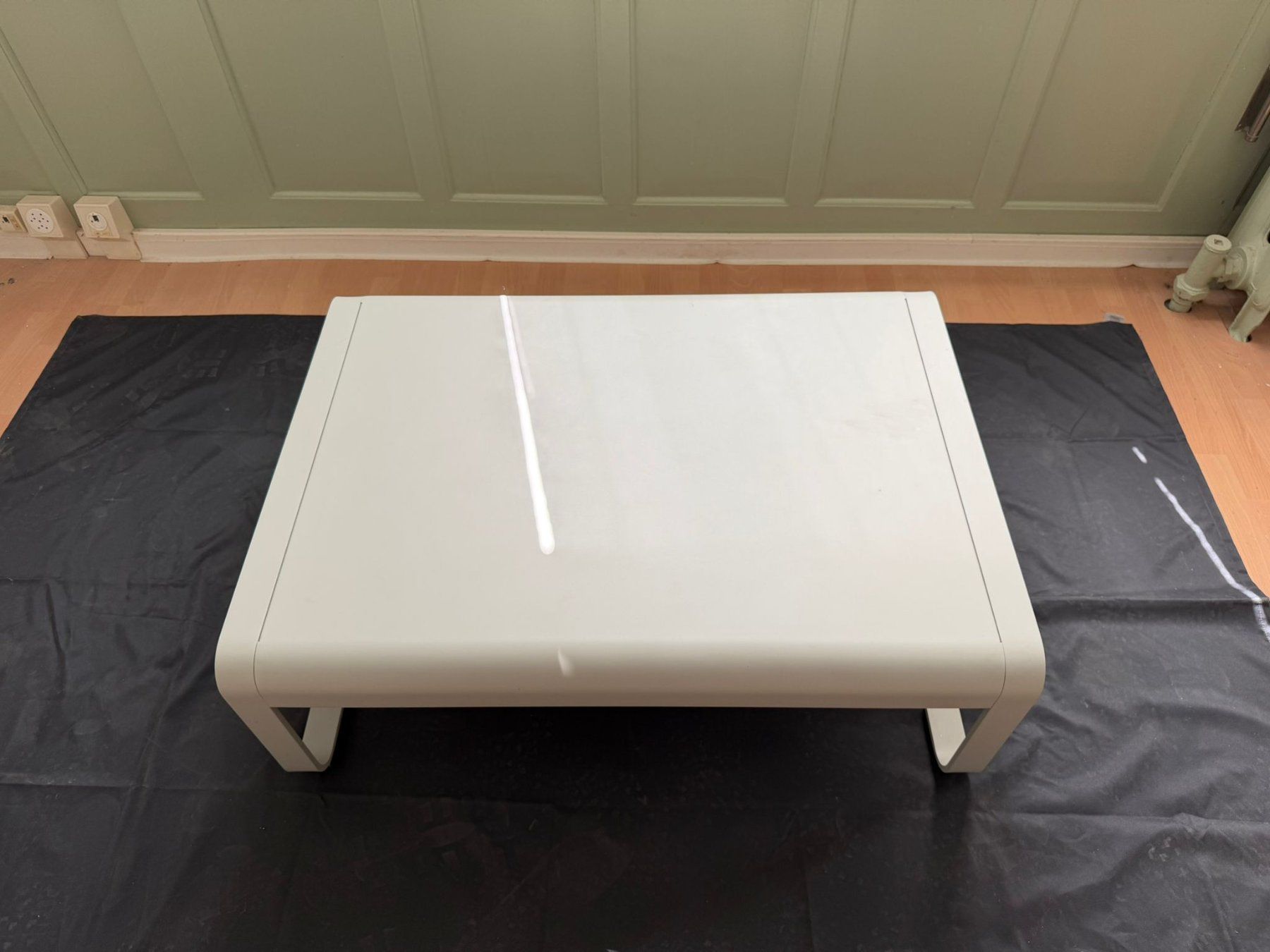 Fermob Sessel: FERMOB BELLEVIE - TABLE - OFF WHITE – Gebraucht aus Givisiez von JUJU_1998