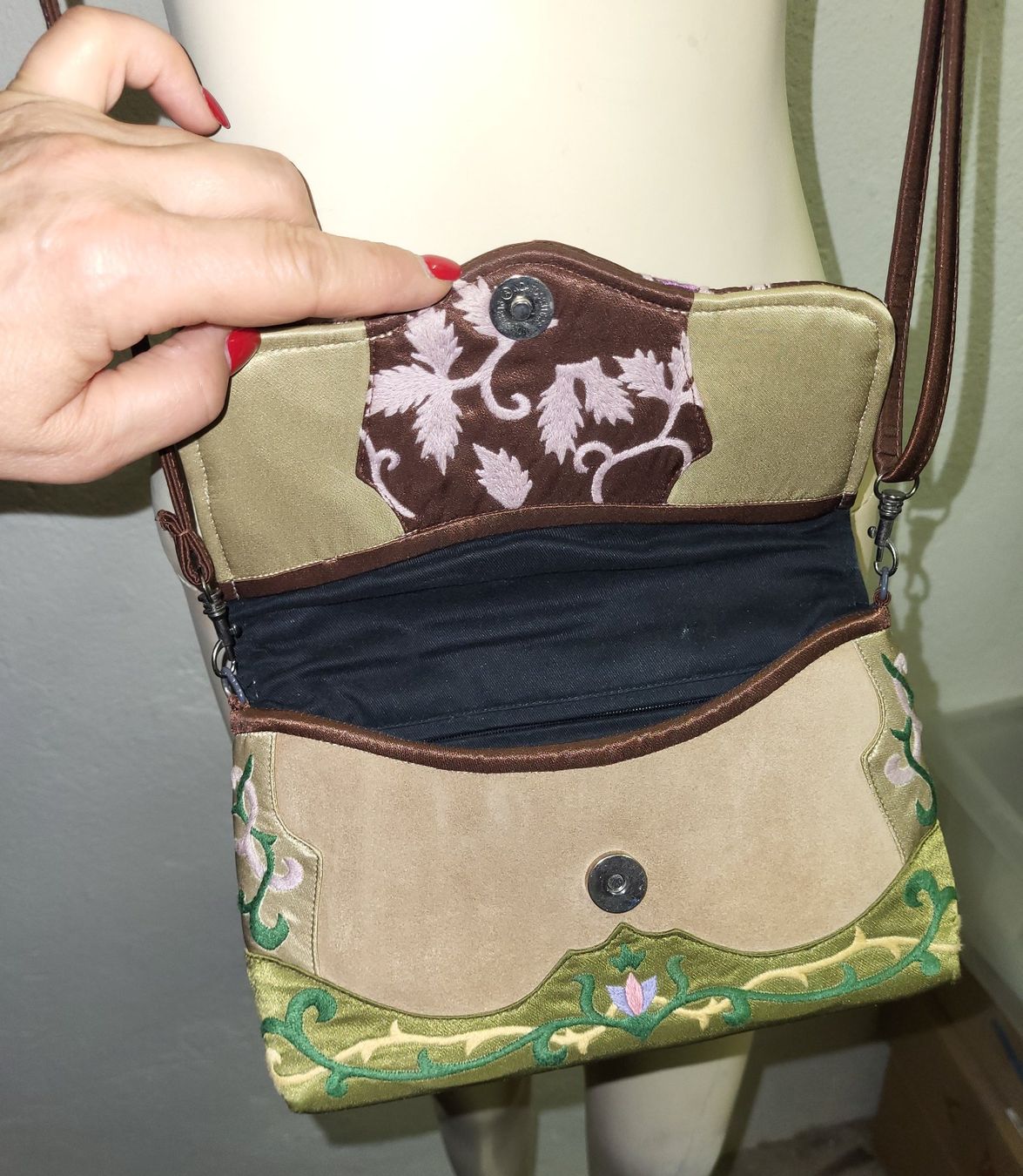 Taschen für Damen: Clutch - Pochette - Tasche oovoo – Gebraucht aus Zürich von Roberto040 2