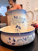 Waschschale mit Kanne mit Rosenmotiv blau weiss