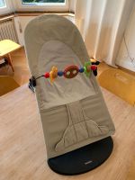 BabyBjörn Balance Soft Babywippe mit Spielbogen – Beige