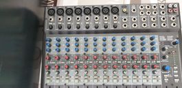 Interface audio et table de mixage Alessis 16 entrées