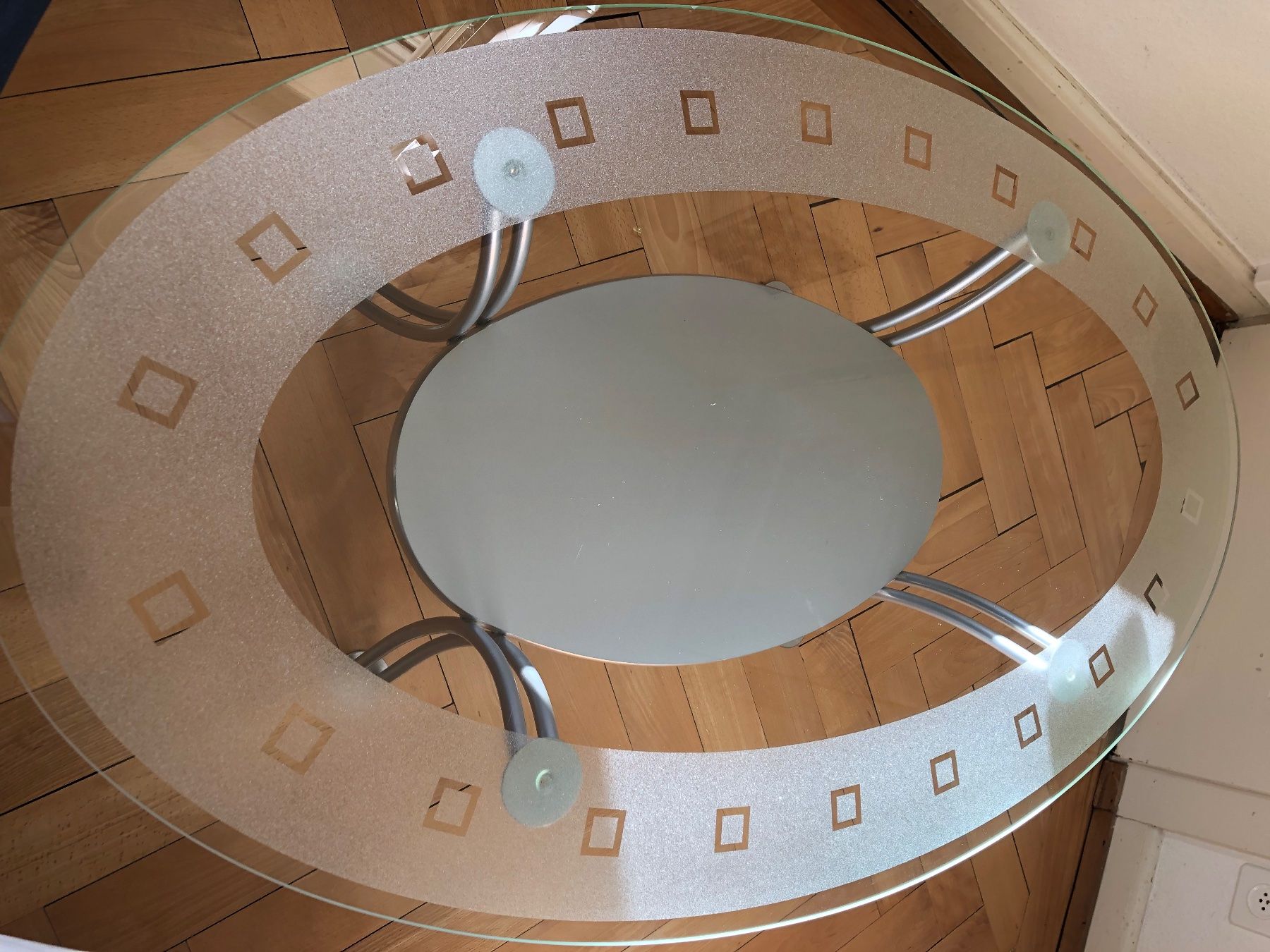 Tavoli: Glascouchtisch, Vintage, oval, mit apartem Design – Usato da Zürich venduto da chrili 1