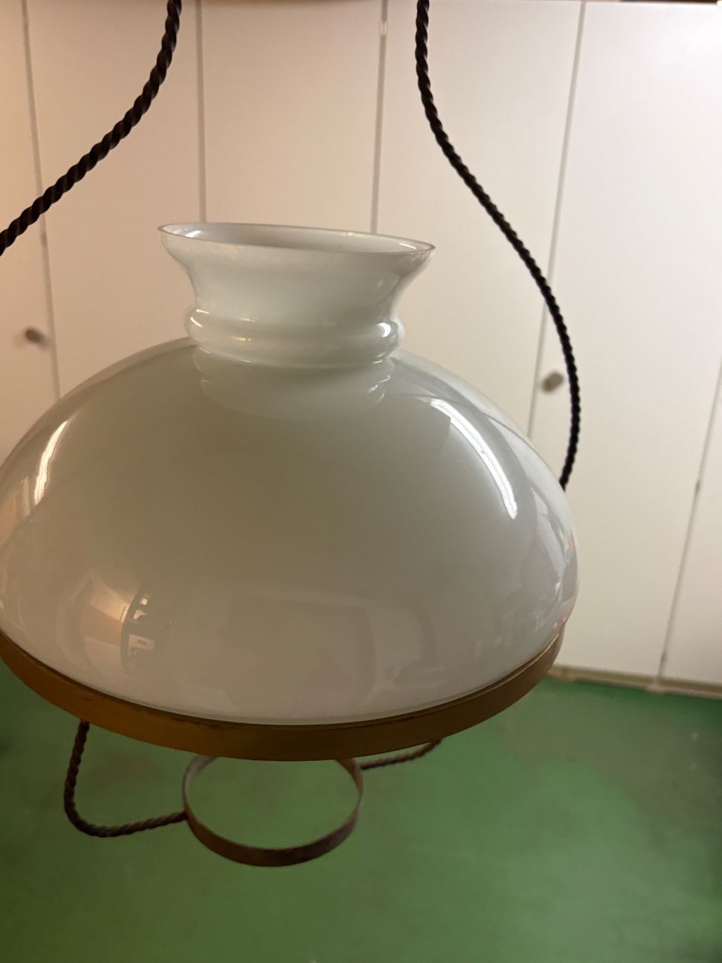 Paralumi: Lampenschirm mit Metallhalterung – Usato da Gipf-Oberfrick venduto da Wadi70 3