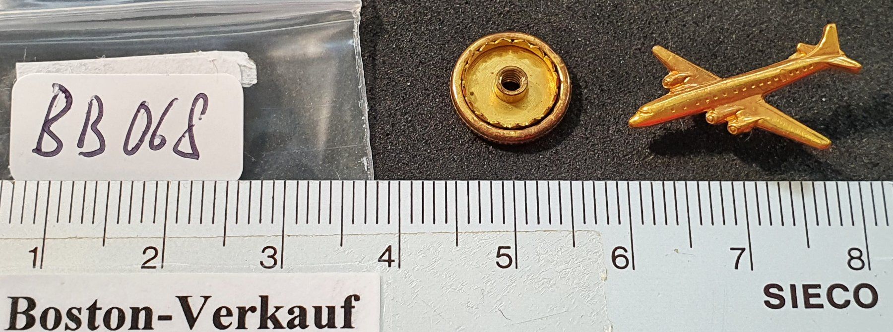 Placchette & Badge: BB068 - Pin Reversknopf  Altes Flugzeug 1950er – Usato da Reinach BL venduto da Boston-Verkauf 2