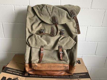 Rucksack Militär Armee Leder Stoff Olivgrün gebraucht
