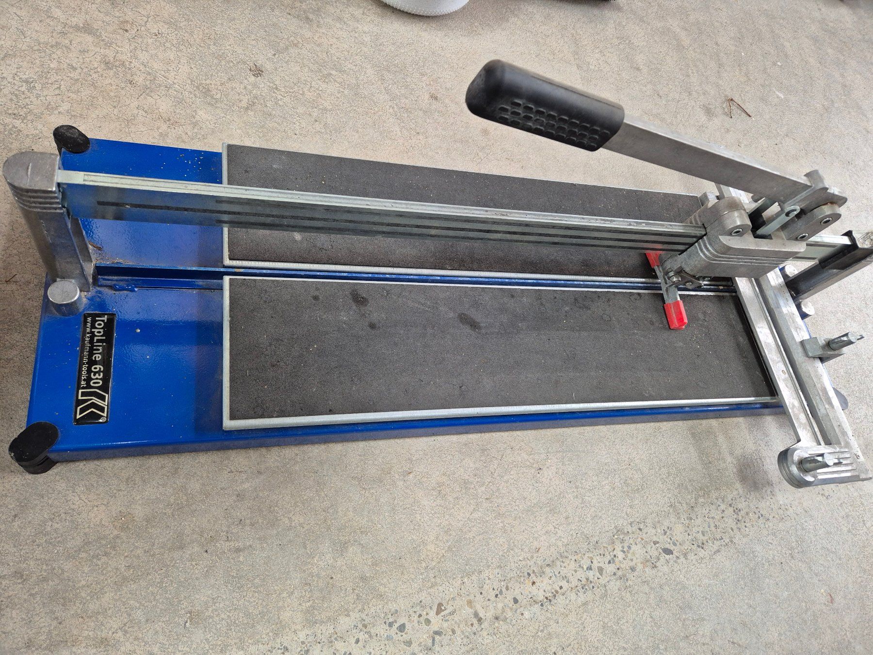 Tutti gli attrezzi: Fliesenschneider 600 mm Schnittlänge – Usato da Ebnat-Kappel venduto da Hato0